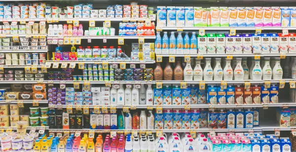 ФАС проверит сети на предмет завышения цен на молочную продукцию 