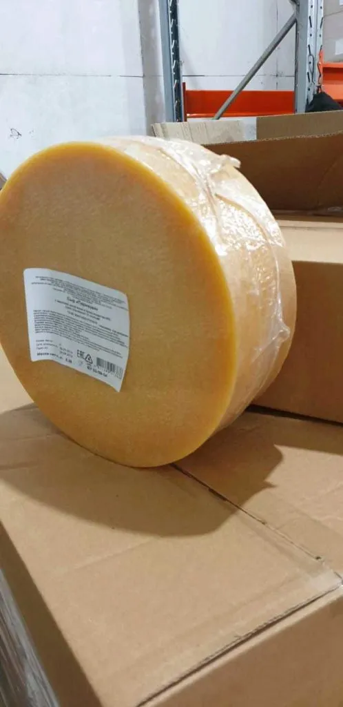 фотография продукта Продаем сыр Пармезан 40% (12 мес созрев)