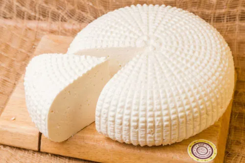 фотография продукта Адыгейский сыр и Моцарэла недорого опт
