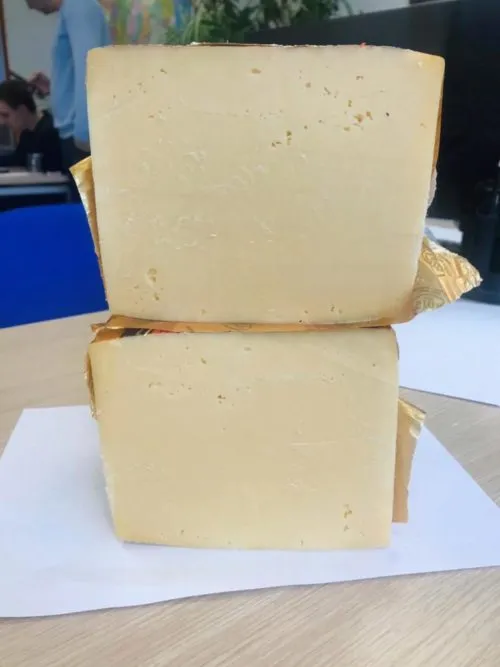 Фотография продукта Сыр полутвердый от 45% 20 тонн в нед