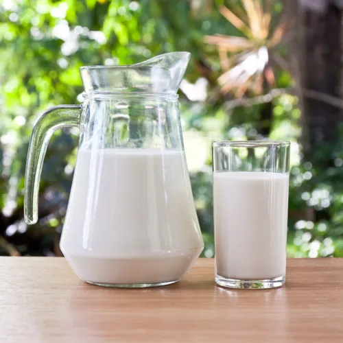 фотография продукта Молоко сырое, 3,7% ж.от 300 л.