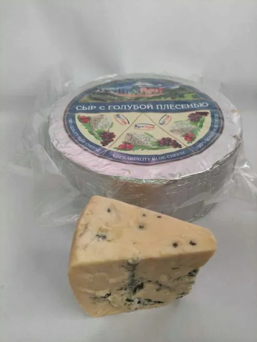 фотография продукта Сыр с голубой плесенью мдж 53% тм АРТАРИ