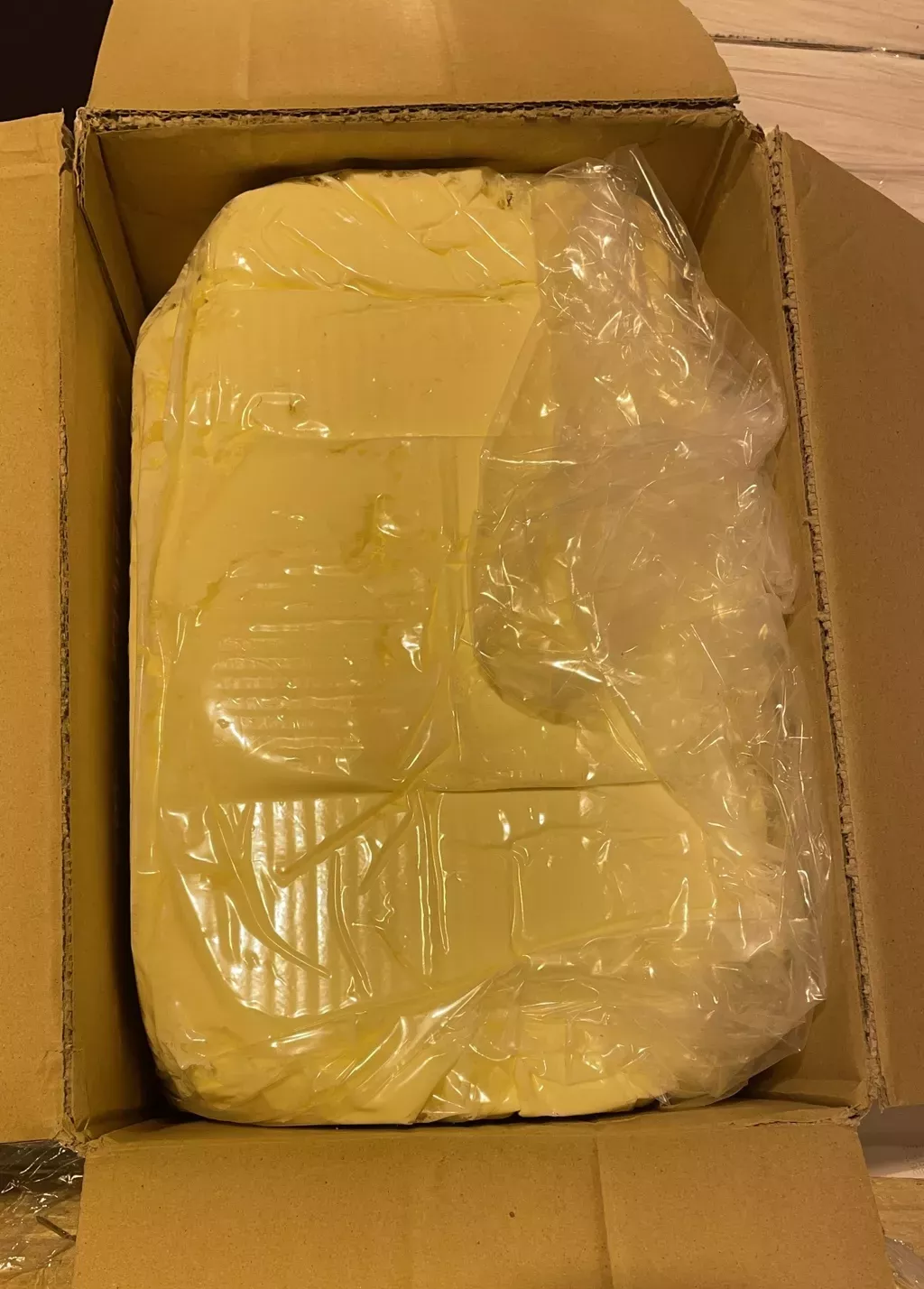 Фотография продукта Масло сливочное 82,5% иран оптом