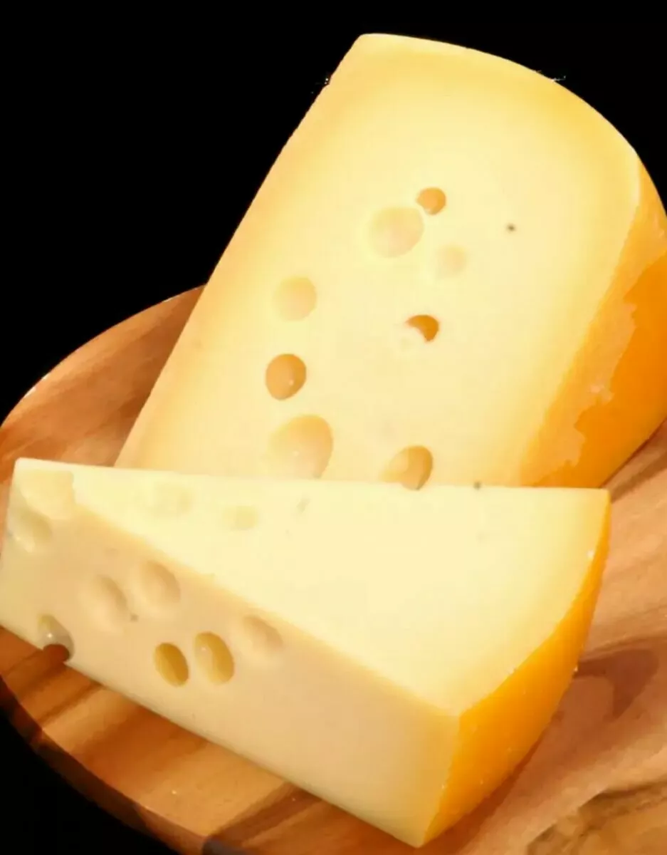фотография продукта Сыр голландский 45 % ГОСТ